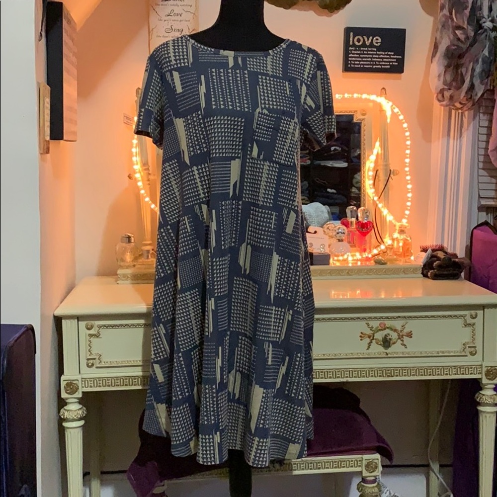 Lularoe Carly